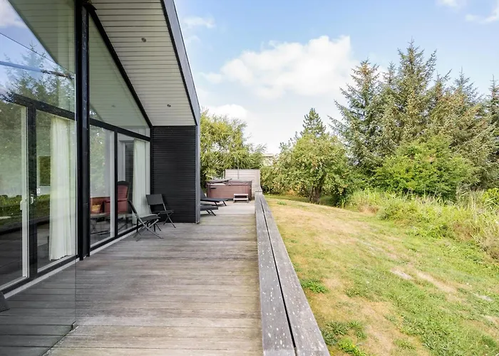 Rudolf - 95m From The Sea By Interhome *